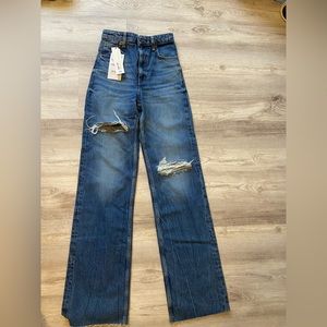 ZARA wide leg ripped jeans medium wash size 0. BRAND NEW WITH TAGS!